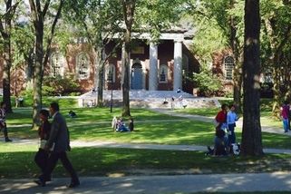 Trumpova administrativa pozastavila financování Harvardovy univerzity - Novinky